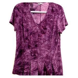 Short sleeve, Long Top, Cute Pleating in front.